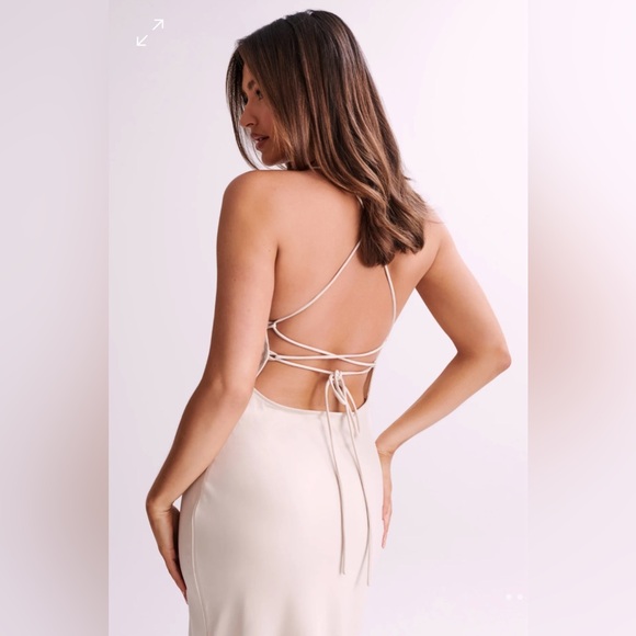 Meshki satin maxi dress NEW - Picture 6 of 8